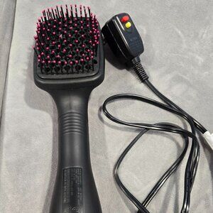 REVLON One Step Hair Dryer Brush – Easy Styling & Volume!